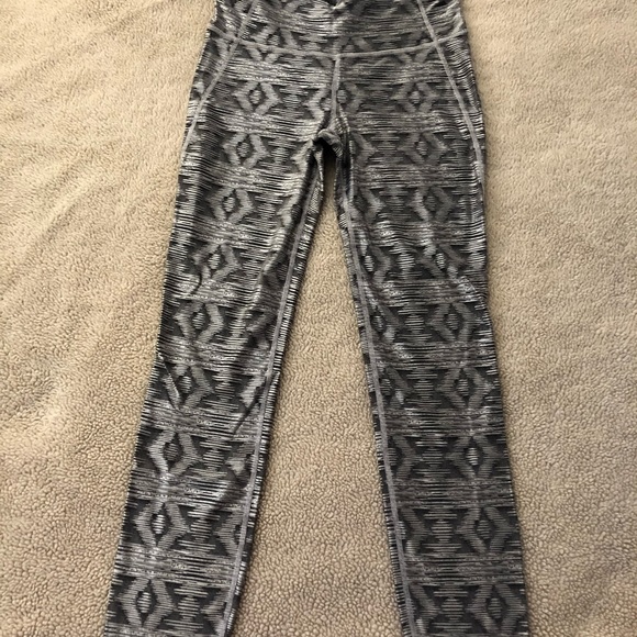 Gap Athletic Pants - Picture 2 of 3